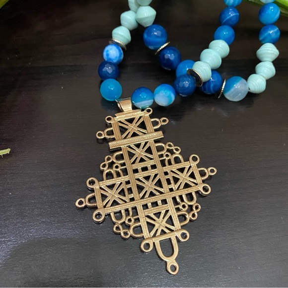 The AKOLA Project Uganda Handmade Blue Agate Paper Beads Double Strand Necklace - Picture 5 of 15